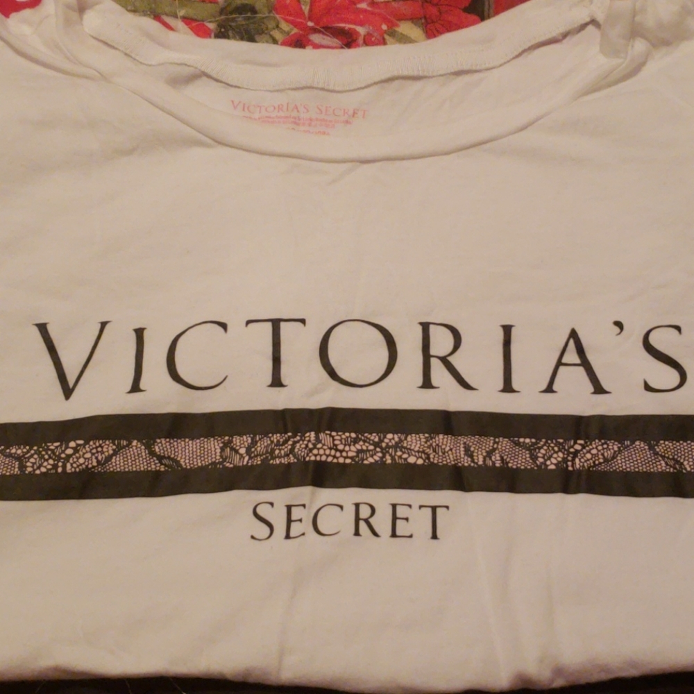Victoria secret sleep tee SOLD